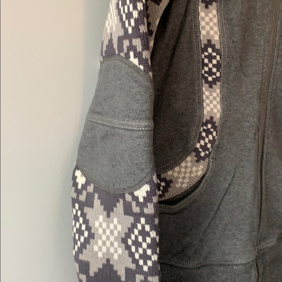 Lululemon scuba tunic - Rare - Picture 2 of 5